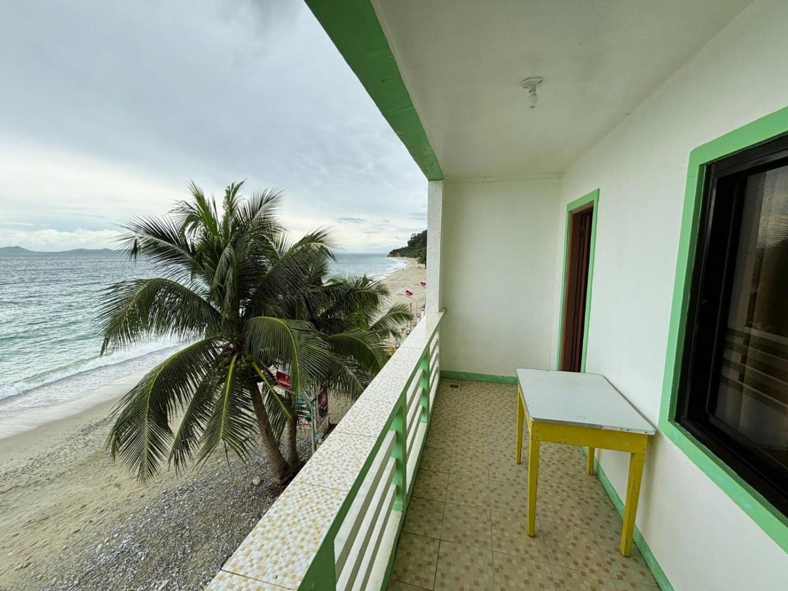 White Beach Hotel Puerto Galera Powered By Cocotel Exteriér fotografie